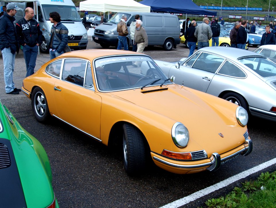 Nationale oldtimerdag Zandvoort 2010, 1968 PORSCHE 912, DE-73-15 pic2