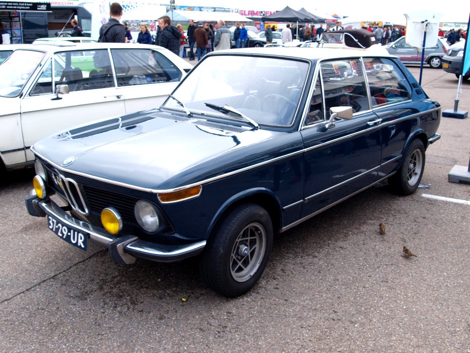 Nationale oldtimerdag Zandvoort 2010, 1972 BMW TOURING 1600, 37-29-UR pic1