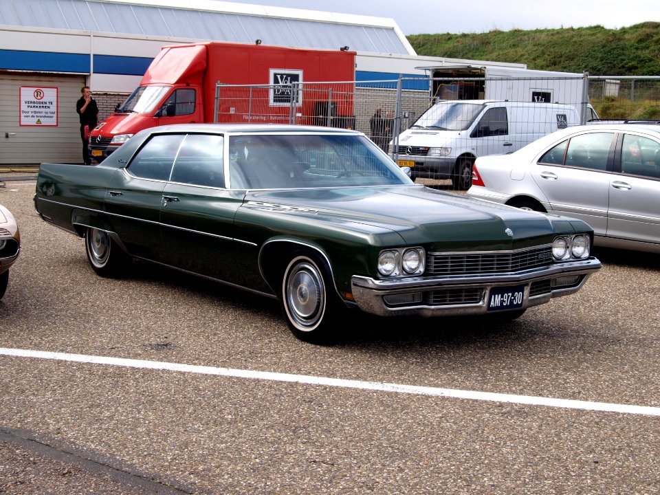 Nationale oldtimerdag Zandvoort 2010, 1972 BUICK ELECTRA 225 AM-97-30