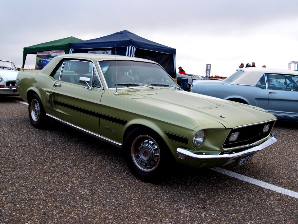Nationale oldtimerdag Zandvoort 2010, 1968 FORD MUSTANG CALIFORNIA SPECIAL, AM-32-60 pic3