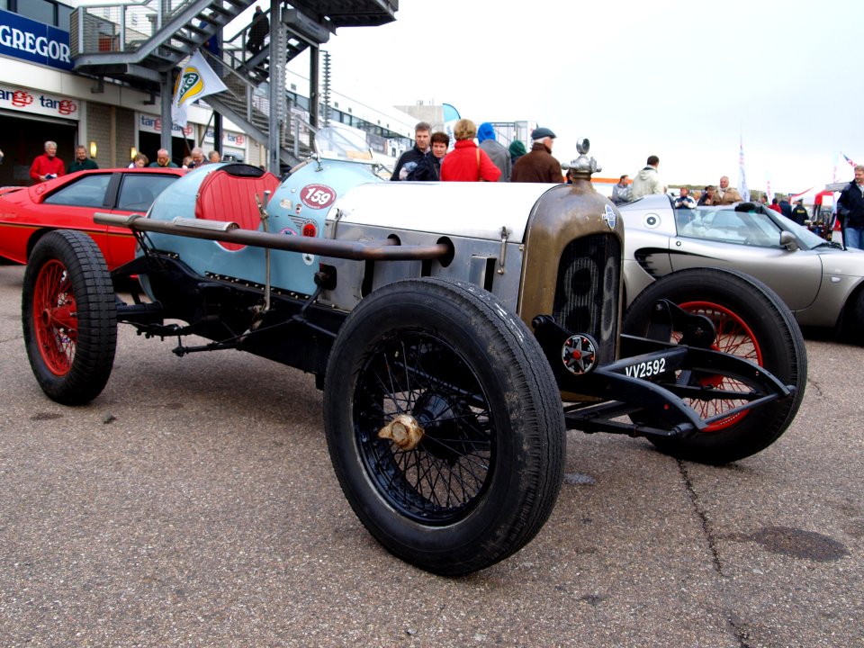 Nationale oldtimerdag Zandvoort 2010, Chevrolet race car pic1