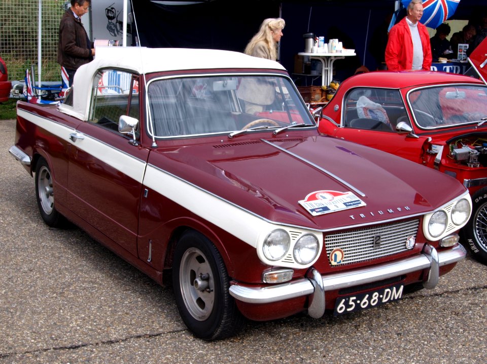Nationale oldtimerdag Zandvoort 2010, 1967 TRIUMPH VITESSE 2 LITER, 65-68-DM
