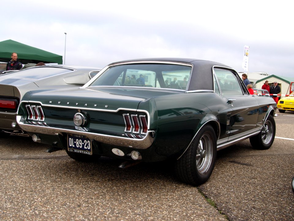 Nationale oldtimerdag Zandvoort 2010, 1966 MUSTANG 2+2 HARDTOP 289, DL-89-23 pic1