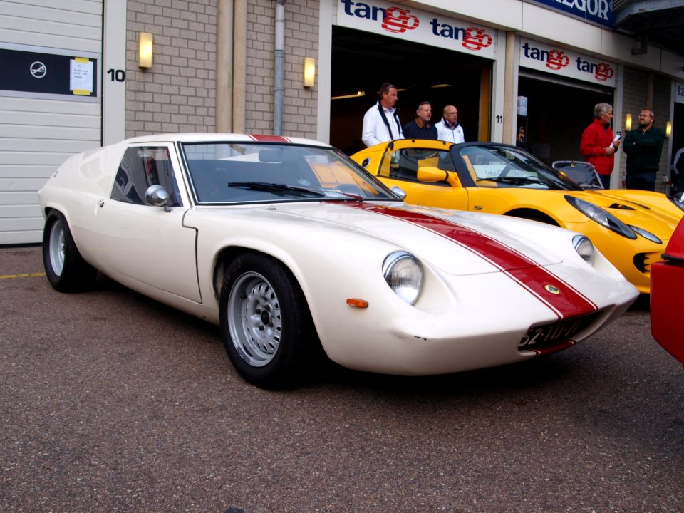 Nationale oldtimerdag Zandvoort 2010, 1967 LOTUS EUROPA, 52-TD-71 pic1