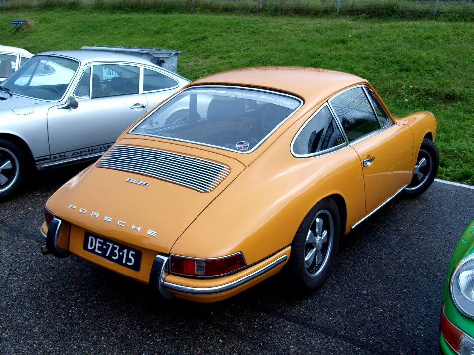 Nationale oldtimerdag Zandvoort 2010, 1968 PORSCHE 912, DE-73-15 pic1