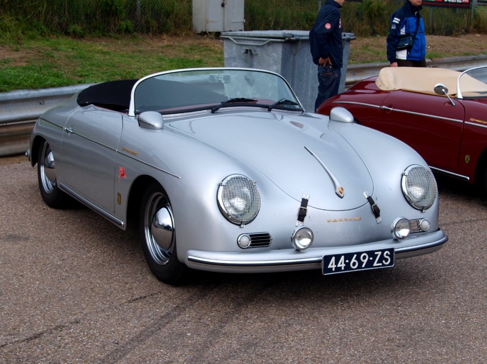 Nationale oldtimerdag Zandvoort 2010, 1967 PORSCHE 356 A SPEEDSTER, 44-69-ZS pic2