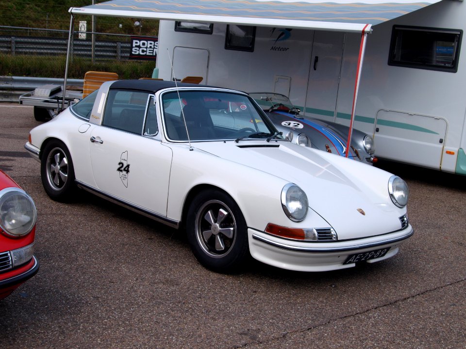 Nationale oldtimerdag Zandvoort 2010, 1972 PORSCHE 911 TARGA, AE-29-89