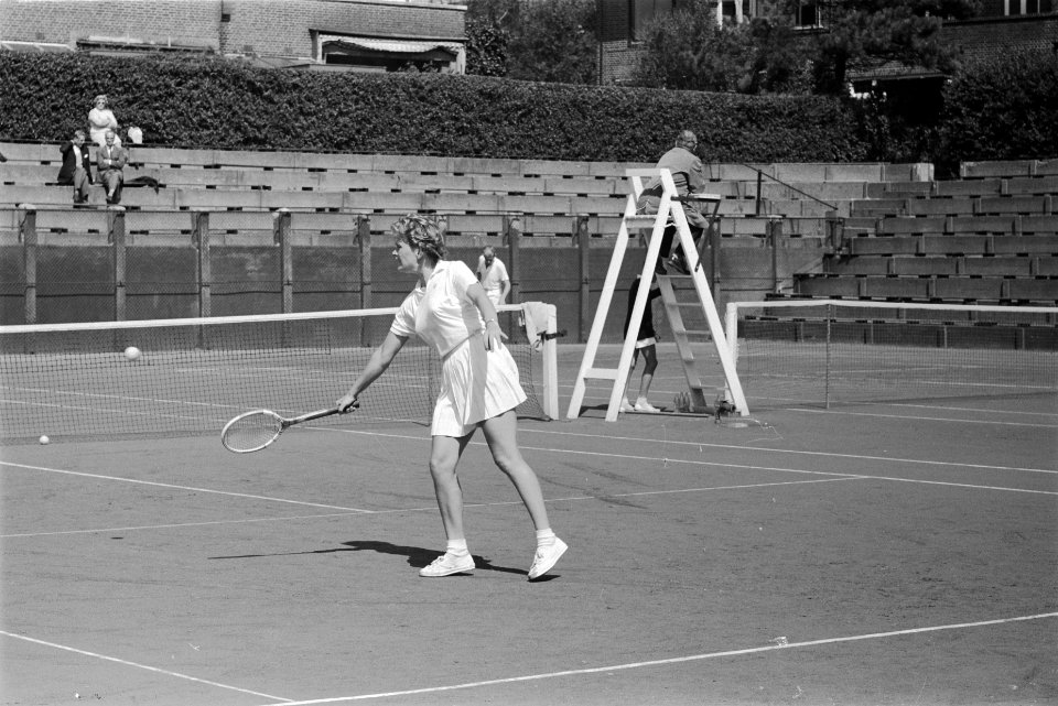 Nationale Tenniskampioenschappen. Hennie van Rijn, Bestanddeelnr 912-8503