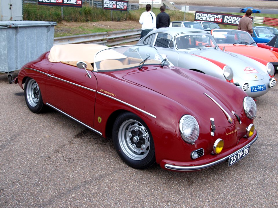 Nationale oldtimerdag Zandvoort 2010, 1975 PORSCHE SPEEDSTER, 25-TP-30 pic3
