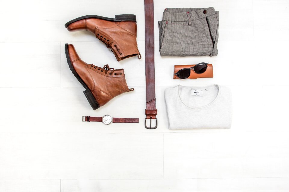 Leather wear wristwatch