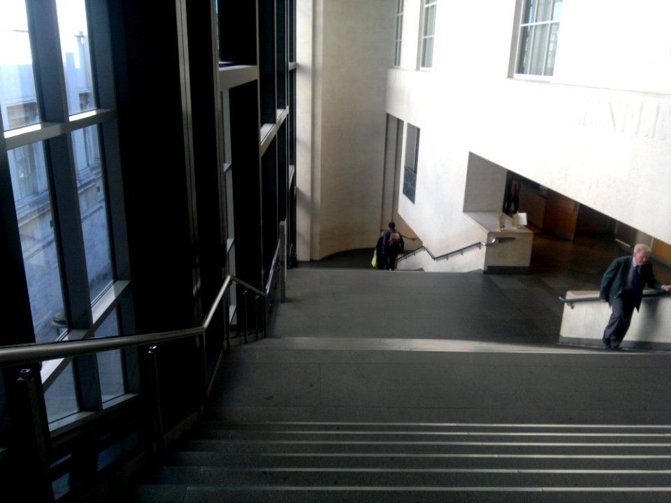 National Gallery Sainsbury Wing staircase
