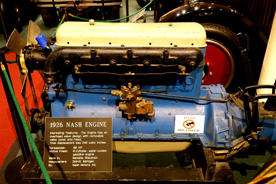 Nash engine, 1926, made by Nash Motors, Kenosha, Wisconsin, 96 HP, 6 cylinder, gasoline engine - Luray Caverns Car and Carriage Museum - Luray, Virginia - DSC01309