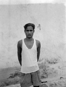 Nasroedin bin Basin (Brits-Indiër) 25 jaar. Gearresteerd 7 februari 1948 te Poer, Bestanddeelnr 12907