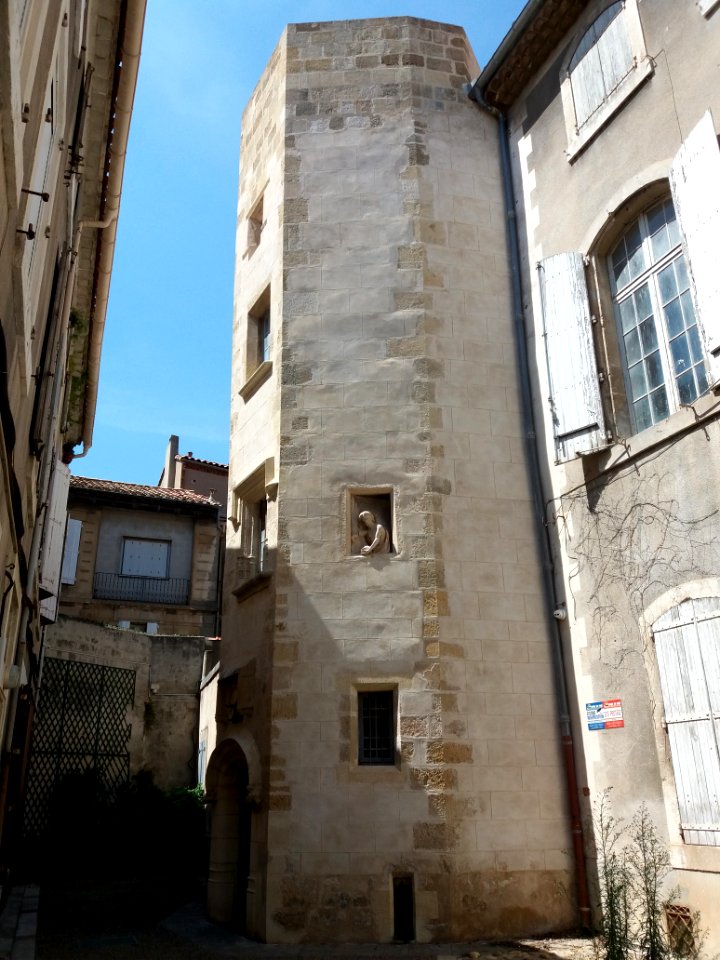 Narbonne - Rue Droite - Maison de l'Aumône - Tour