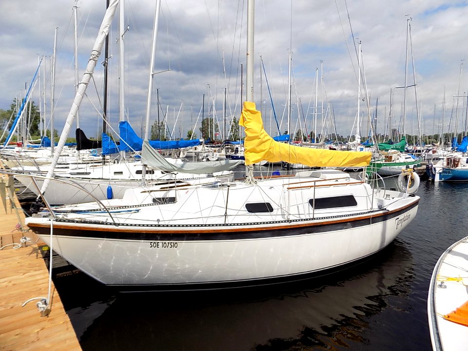 Nash 26 sailboat Temptation 2759