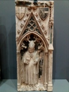 Narbonne - Musée des Beaux-Arts - Bas-relief du tombeau de Pierre de la Jugie 6