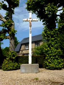 Nassandres (Eure, Fr) croix de chemin hameau de Bigards