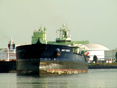 Nancy Knutsen p1 at the '5e Petroleumhaven', Port of Rotterdam, Holland 04-Jul-2006