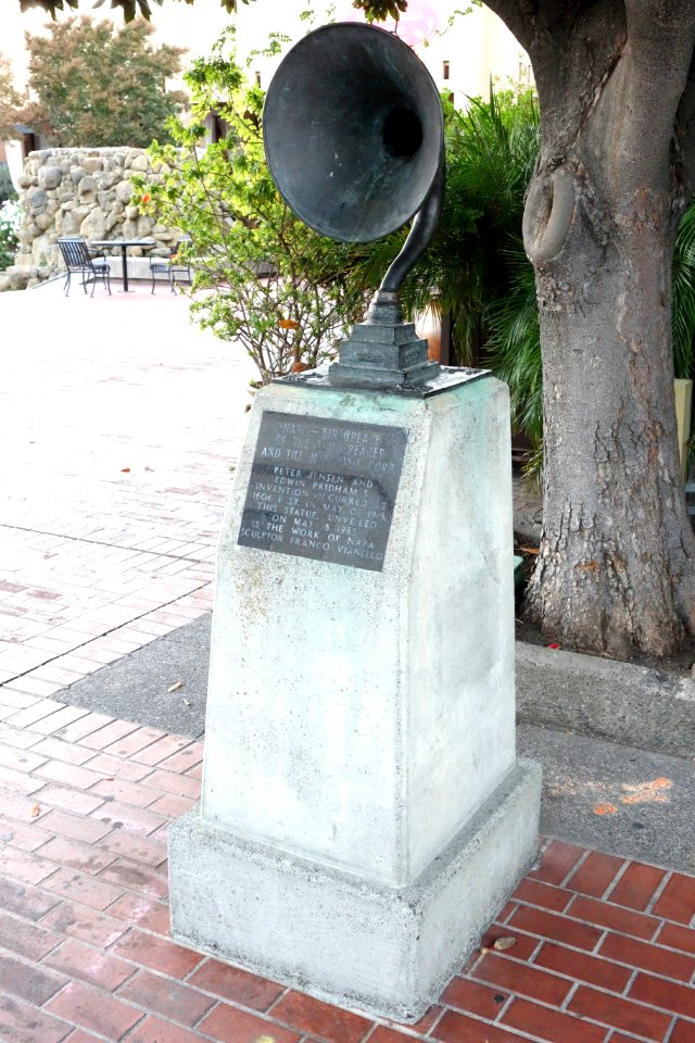 Napa, Birthplace of the Loudspeaker and the Magnavox Corp. - Napa, California - DSC03184