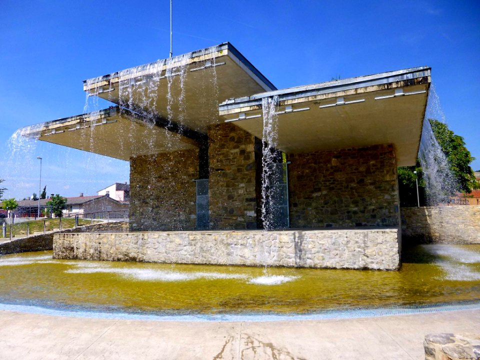 Nanclares de la Oca - fuente 03