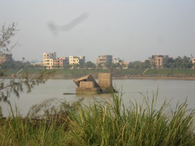 Nandu River Iron Bridge from the western shore - 03