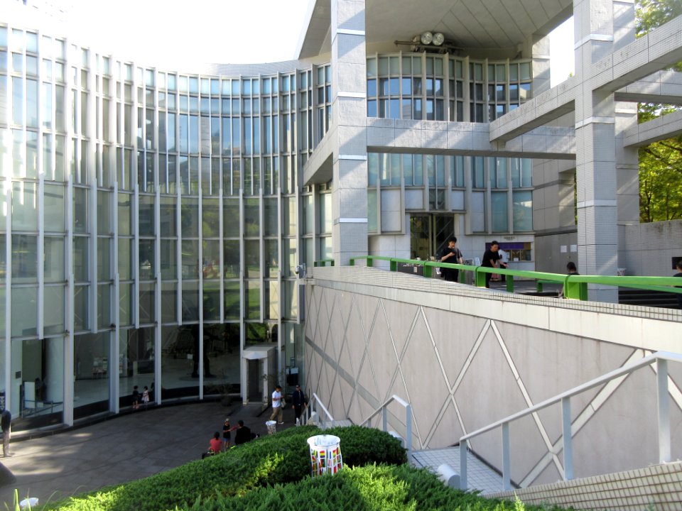 Nagoya-City-Art-Museum-3