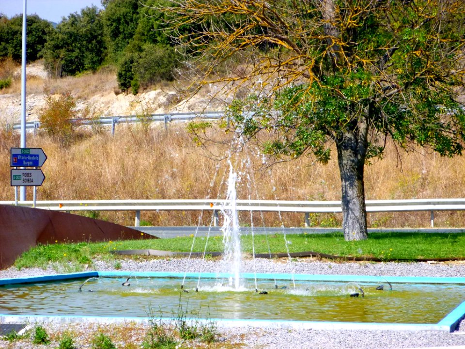 Nanclares de la Oca - fuente 01