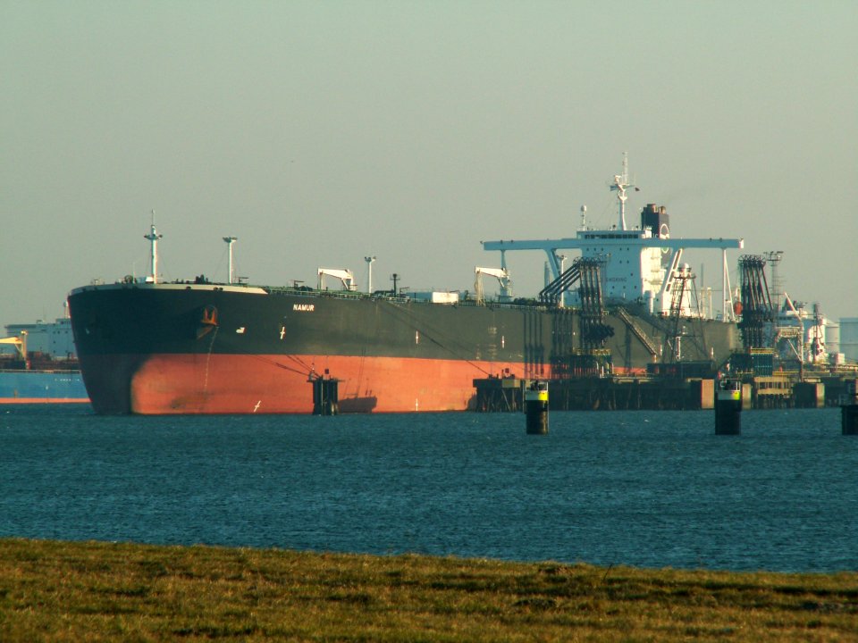 Namur IMO 9182291 at the '5e Petroleumhaven', Port of Rotterdam, Holland 01-Jan-2005