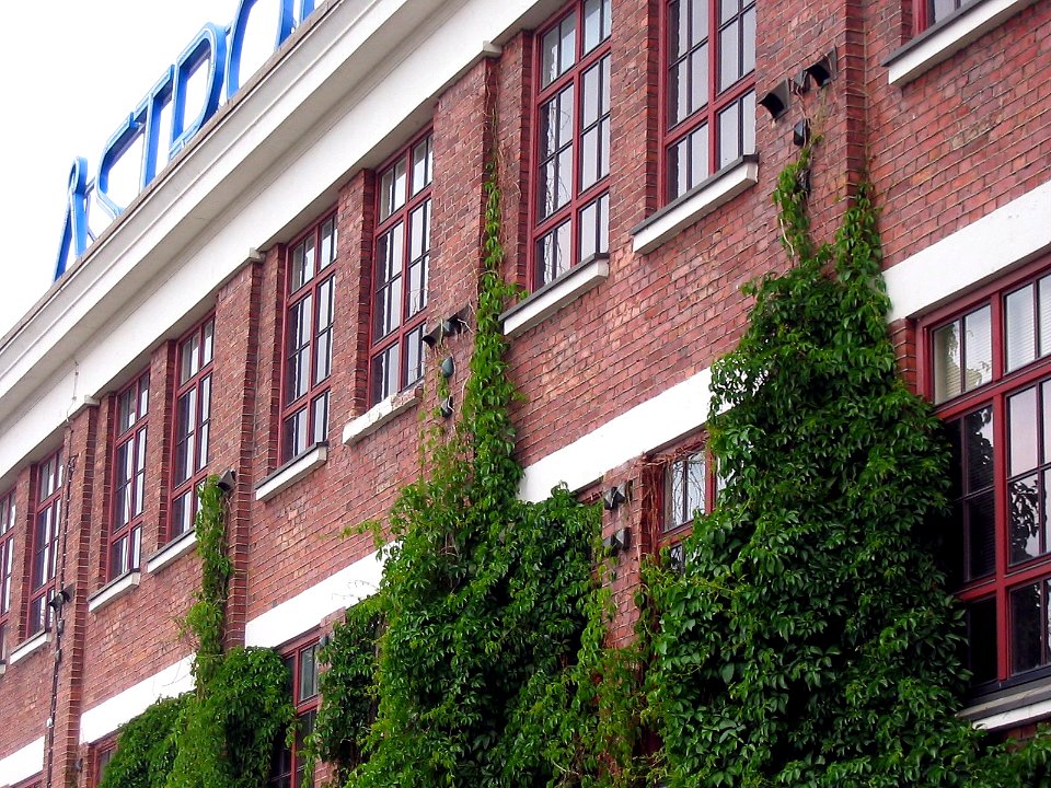 Nahkatehtaankatu 2 Oulu 20030811