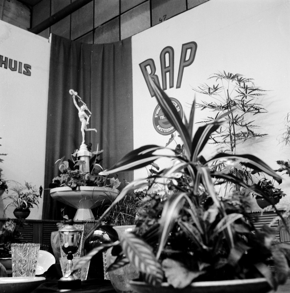 Nahinto-tentoonstelling RAI-gebouw RAP Medaillehuis, Bestanddeelnr 902-9471
