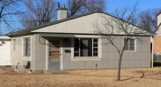 Nagel Lustron house from ESE 1