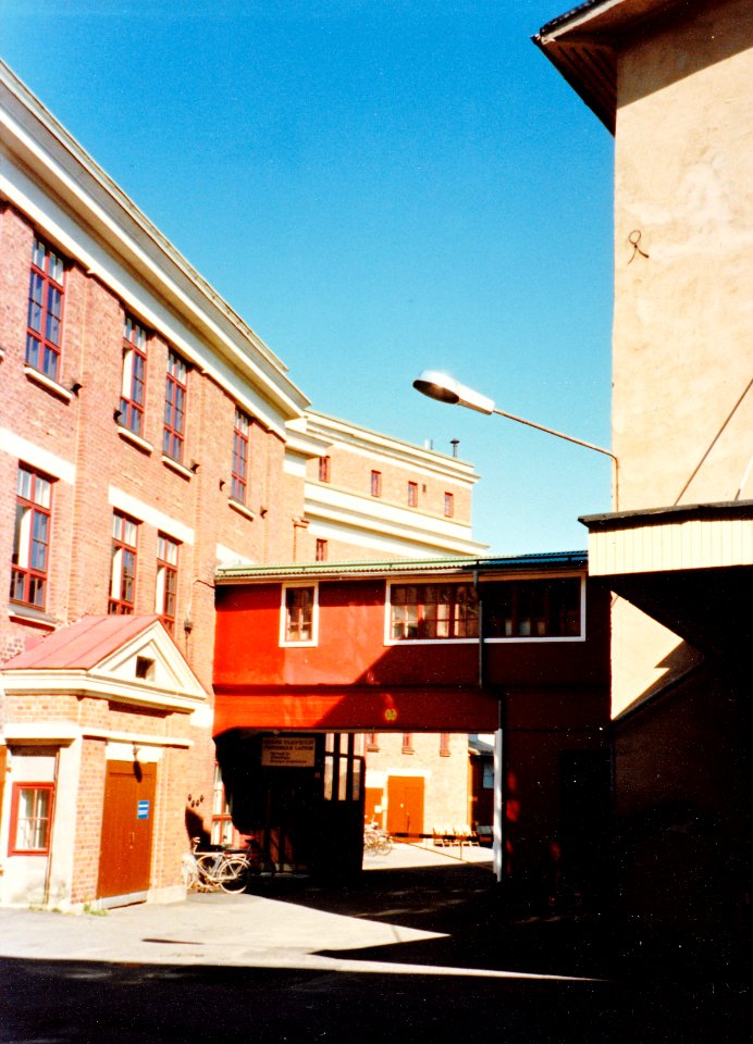 Nahkatehtaankatu 2 Oulu 1989