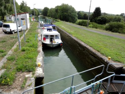 Naix-aux-Forges (Meuse) Canal de la Marne au Rhin, écluse nr 15 (03)