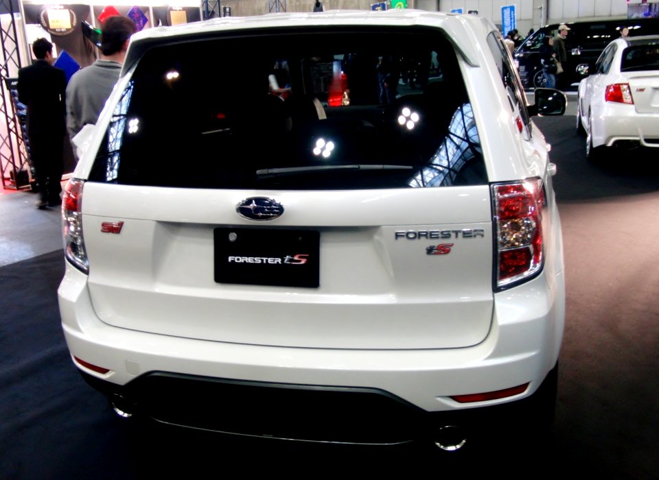 Nagoya Auto Trend 2011 (52) Subaru FORESTER tS
