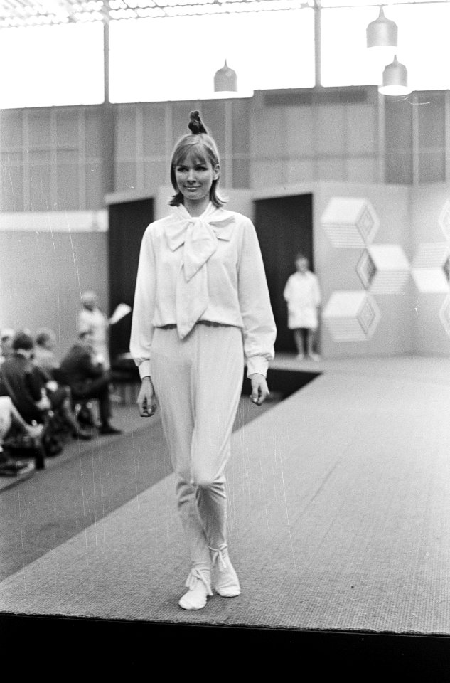 Najaarsmode en voor de winter 19661967, Intercontex presenteert Hansopje, Bestanddeelnr 918-9949