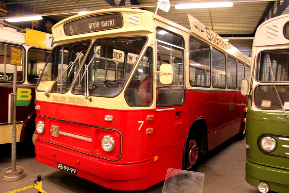 Nationaal Bus Museum AB-99-99 GVG 7 17-04-2013