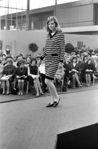 Najaarsmode en voor de winter 19661967, Bestanddeelnr 918-9955