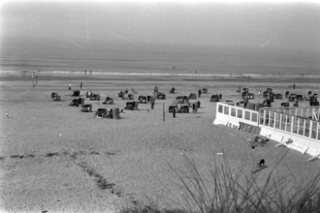 Najaarszon op strand Zandvoort, Bestanddeelnr 924-9625