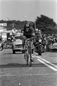 Nationaal Kampioenschap Wielrennen amateurs op de weg te Valkenburg, Dries van W, Bestanddeelnr 926-5026