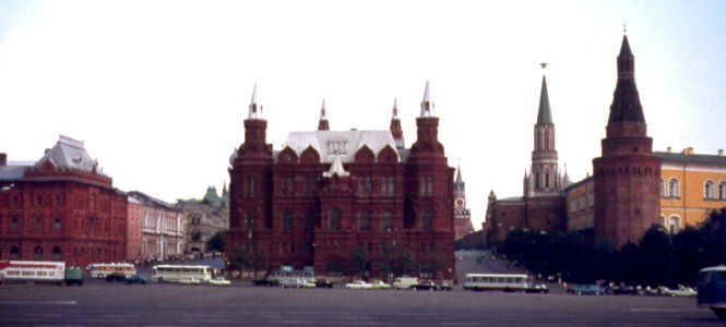 Nationaal historisch museum rechts het Kremlin