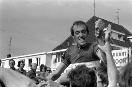 Nationaal Kampioenschap Wielrennen amateurs op de weg te Valkenburg, Dries van W, Bestanddeelnr 926-5030