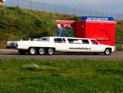 NATIONAL COACH ENG LIMO, pic2