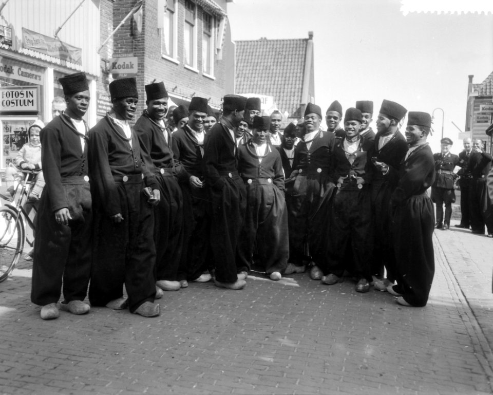 Nationaal voetbalelftal van Curaçao in Volendam, Bestanddeelnr 909-4946
