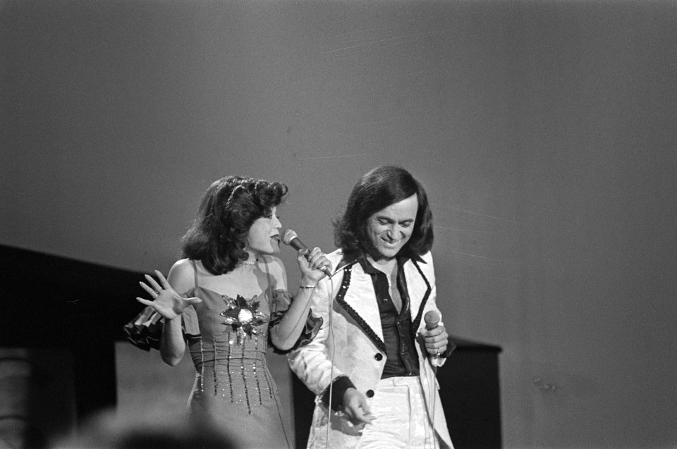 Nationaal Songfestival in Congrescentrum Den Haag 18, 19 Rosie en Andres, Bestanddeelnr 928-4197