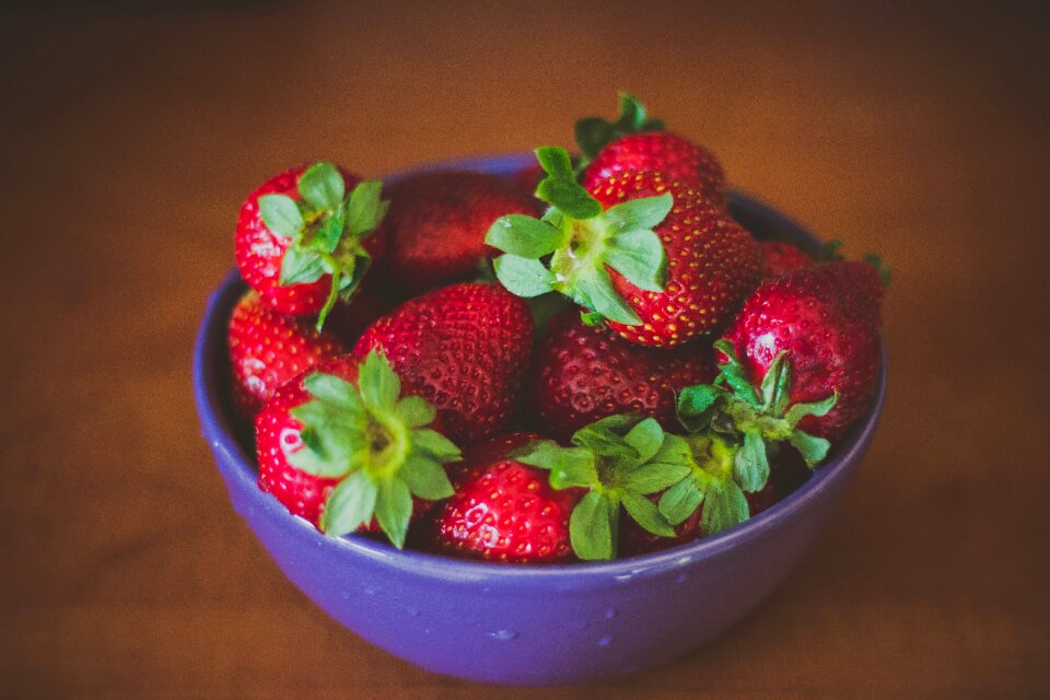 Bowl strawberries brown healthy