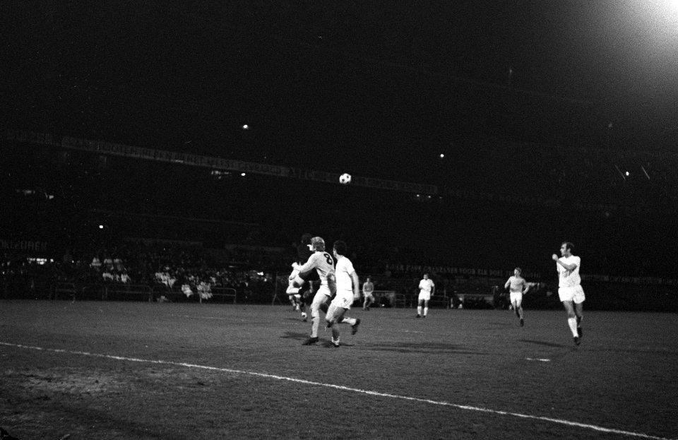 Nederland tegen Tsjecho Slowakije te Rotterdam 2-0 spelmoment, Bestanddeelnr 922-3060