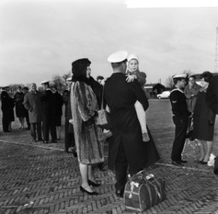 Nederlands contingent bemanningsleden van het Amerikaans marineschip USS Claude , Bestanddeelnr 918-5212