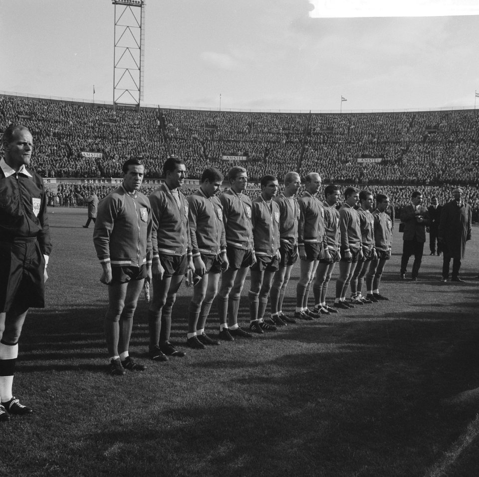 Nederlands elftal, Bestanddeelnr 918-3254