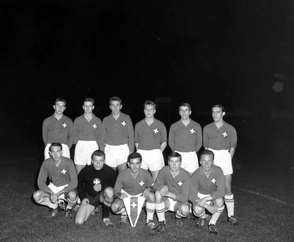 Nederland tegen Zwitserland (zaterdagmiddagamateurs). Zwitsers elftal, Bestanddeelnr 915-5926