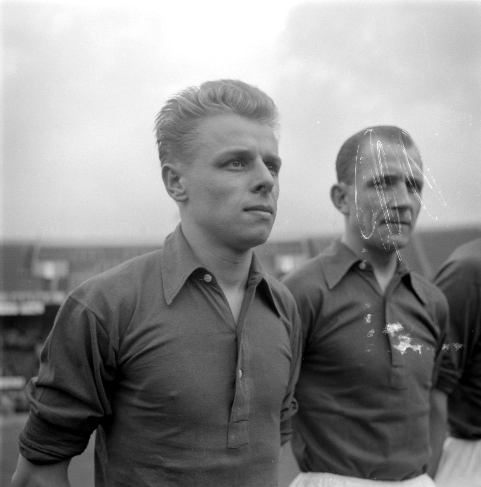 Nederlands elftal, Huis (Fortuna), Bestanddeelnr 907-3739